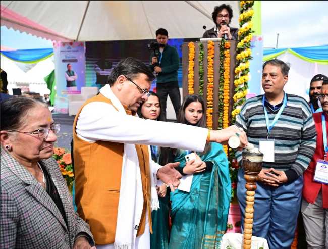 देहरादून: मुख्यमंत्री पुष्कर सिंह धामी ने भारतीय मानक ब्यूरो के स्टैंडर्ड क्लब कार्निवाल का शुभारंभ किया